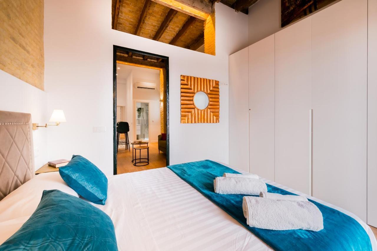 Diseno Triana 2 Rooms Sevilla Bagian luar foto