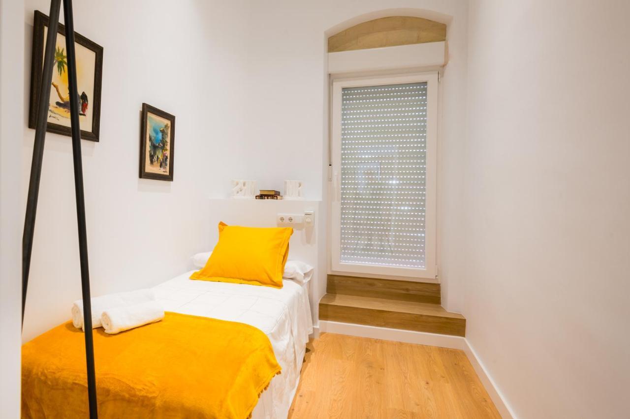 Diseno Triana 2 Rooms Sevilla Bagian luar foto