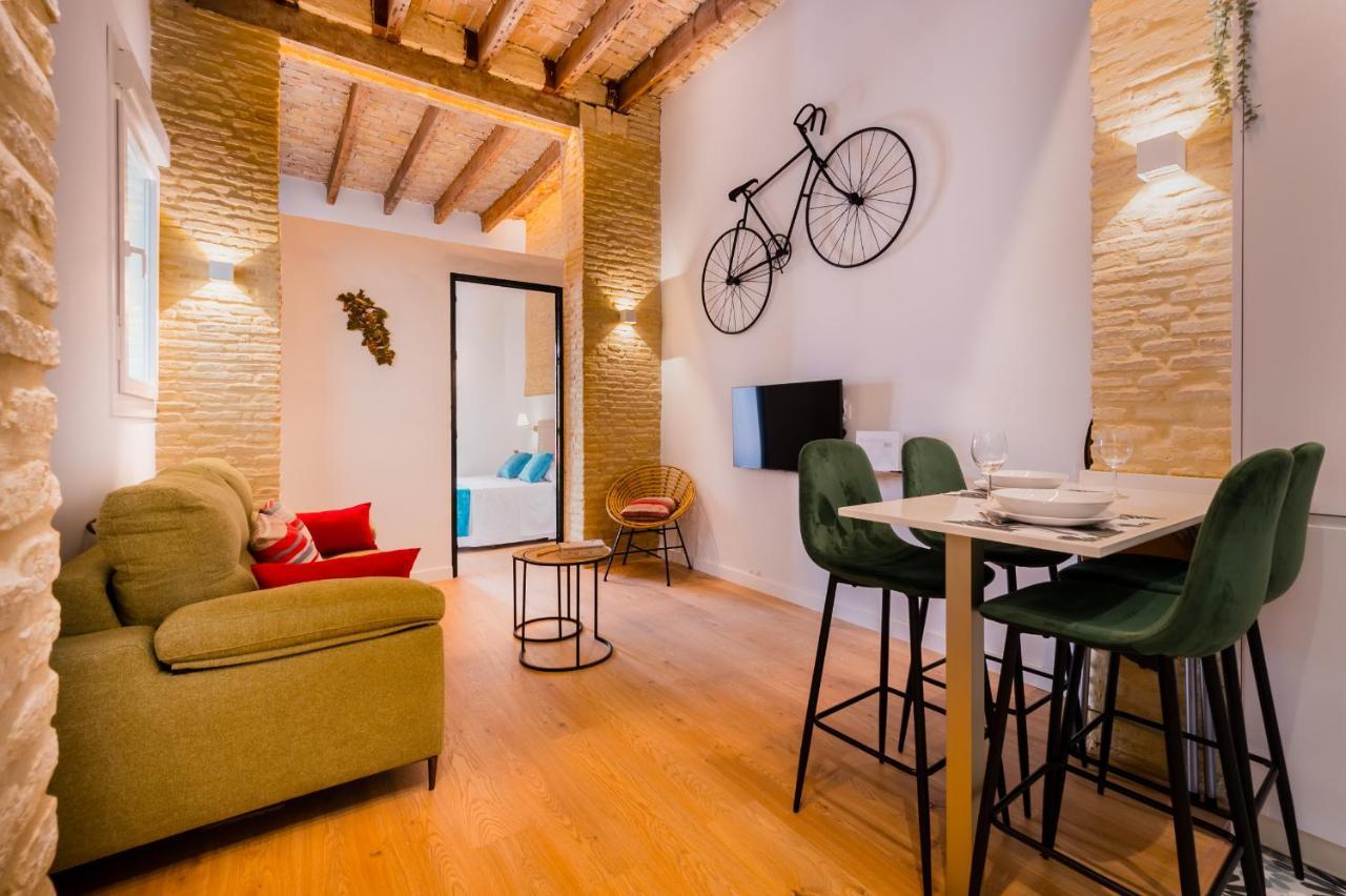 Diseno Triana 2 Rooms Sevilla Bagian luar foto